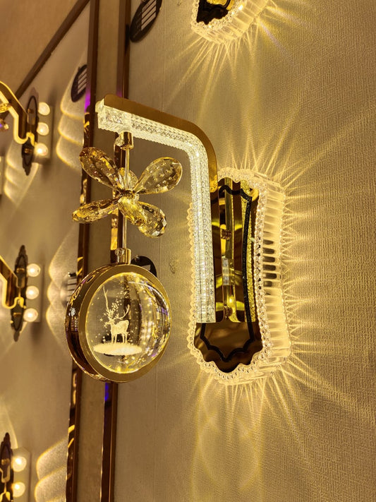 Wall bracket light