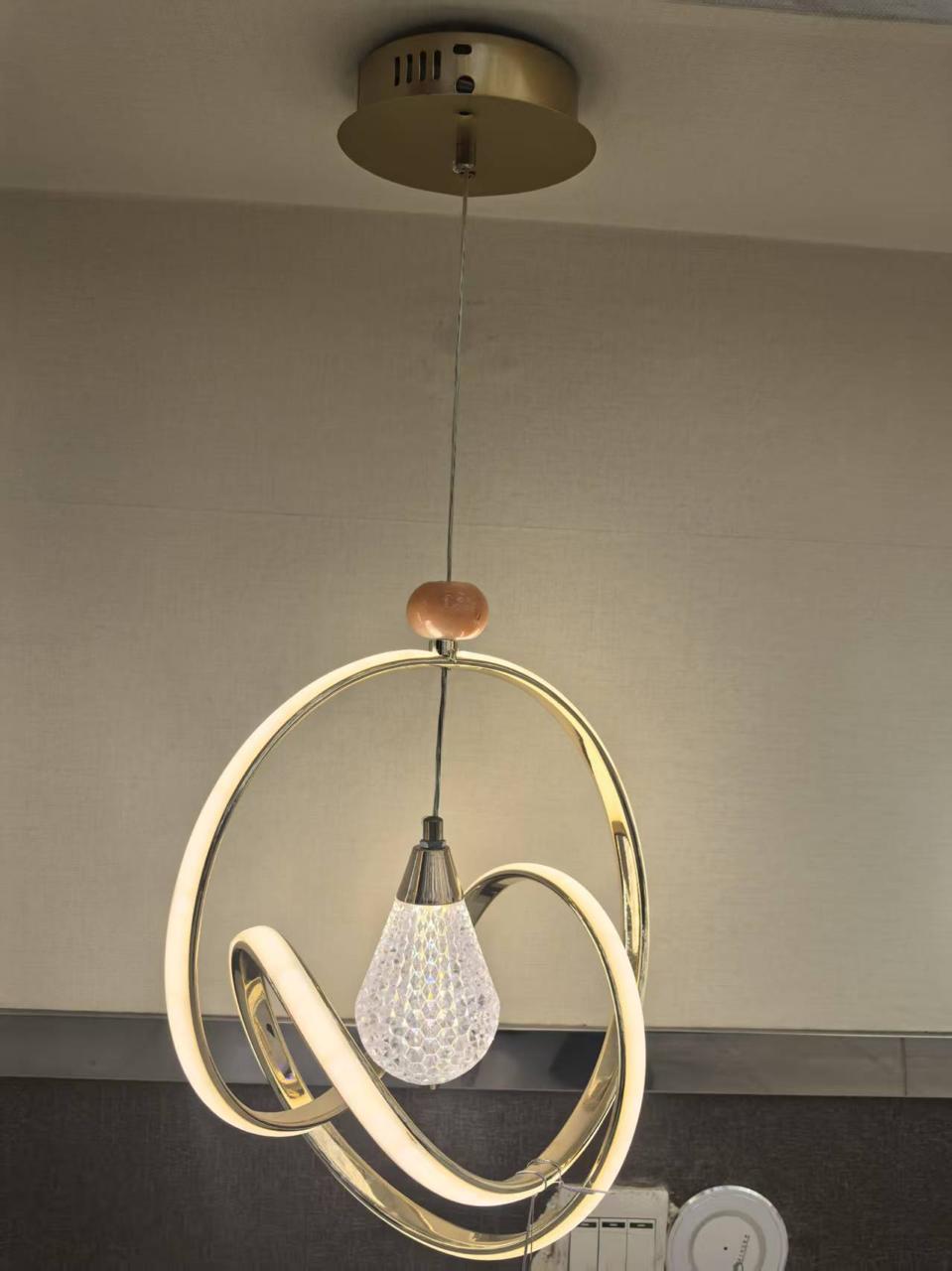 Hanging light elegant design