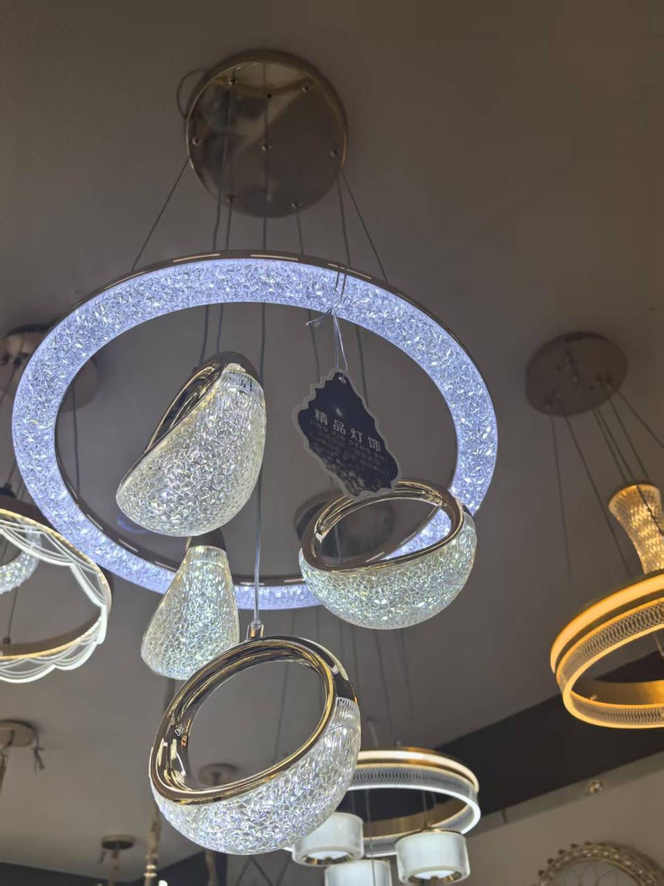 Hanging Light 3 Colour